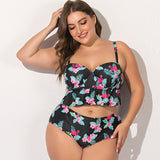 Fat woman gathers split boxer bikini - Aqova