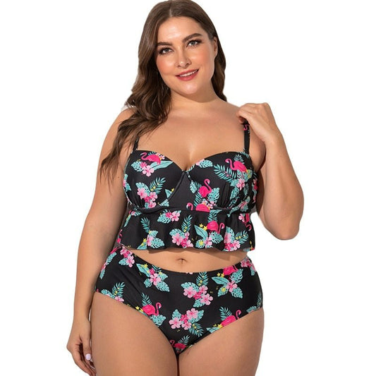 Fat woman gathers split boxer bikini - Aqova