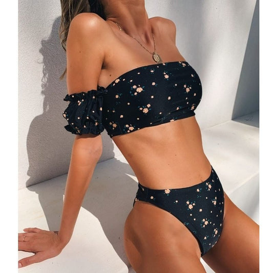 Floral Bikini Swimsuit - Stylish Swimwear with Chest Pad & Spandex Blend - Aqova